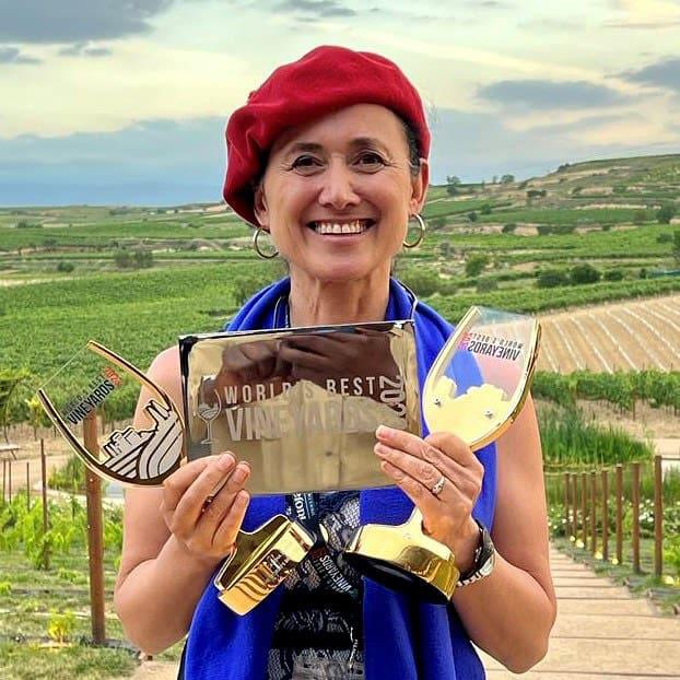 laura catena with her awards for best winery in 2023